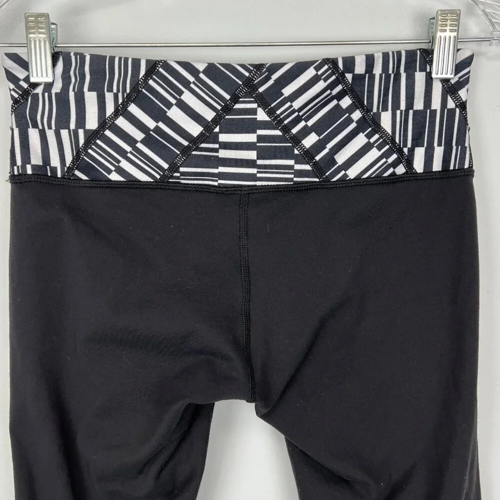 Lululemon Wunder Under Crop III Legging Ying Yang Stripe Black White size 6